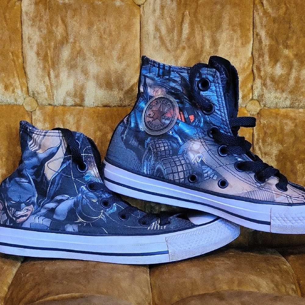 Converse Batman High-Top Sneakers Size 4M/6W